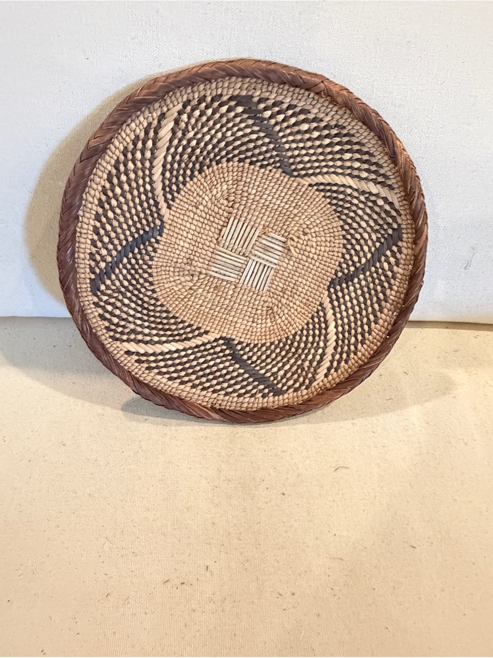 NEW Africa Woven Basket. Made by the Binga people of Zambia/Zimbabwe 8.5”